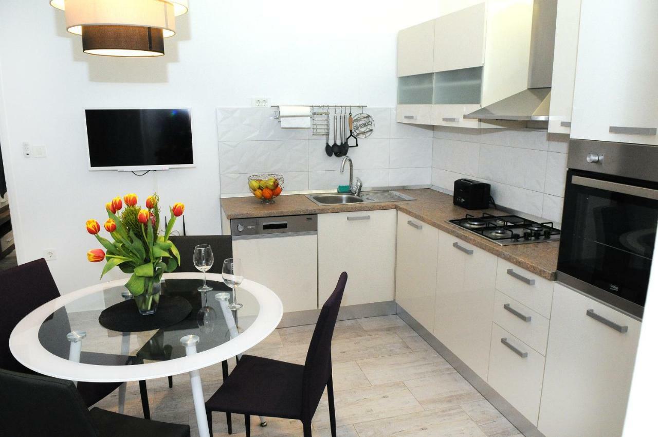 Apartman 3M With Free Parking سبليت المظهر الخارجي الصورة